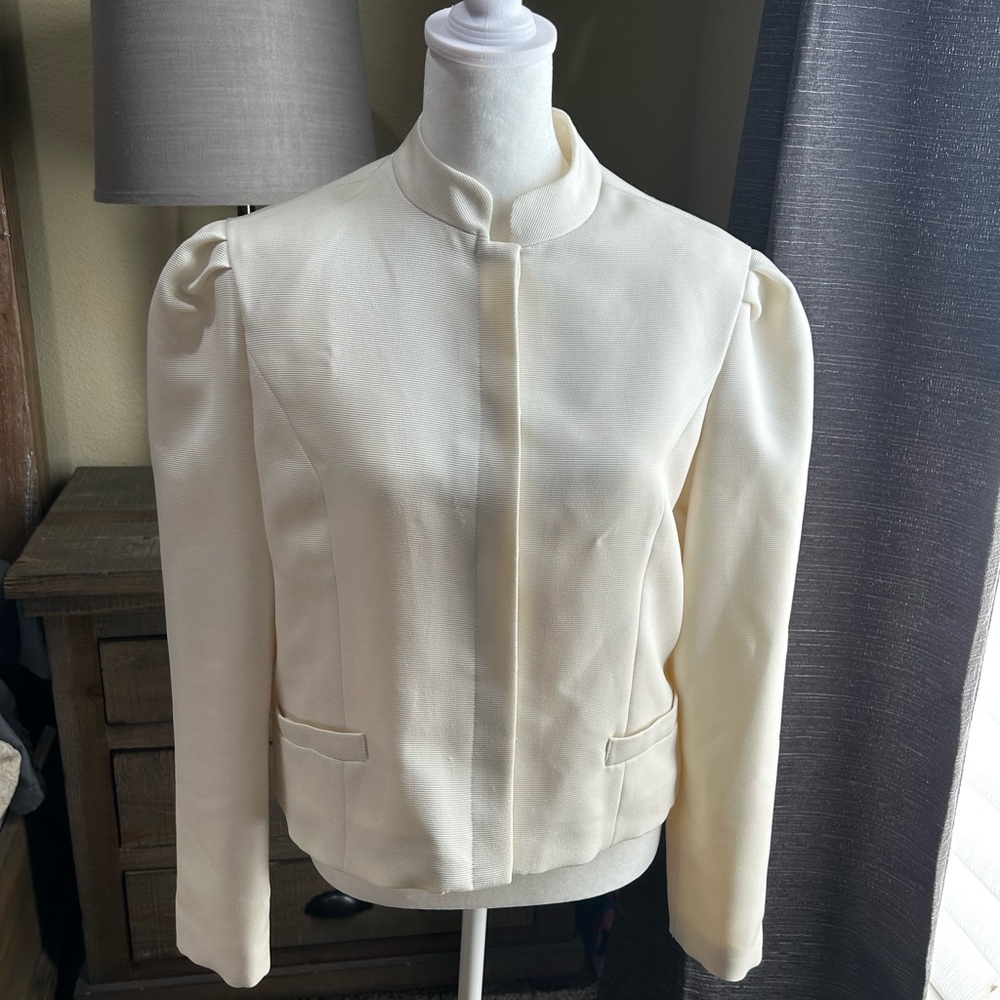 Vintage Cream Women's Tailored Blazer